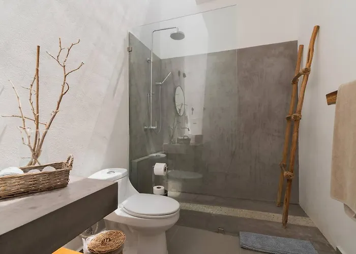 Luxe 3br Private Pool, Gated Community Villa