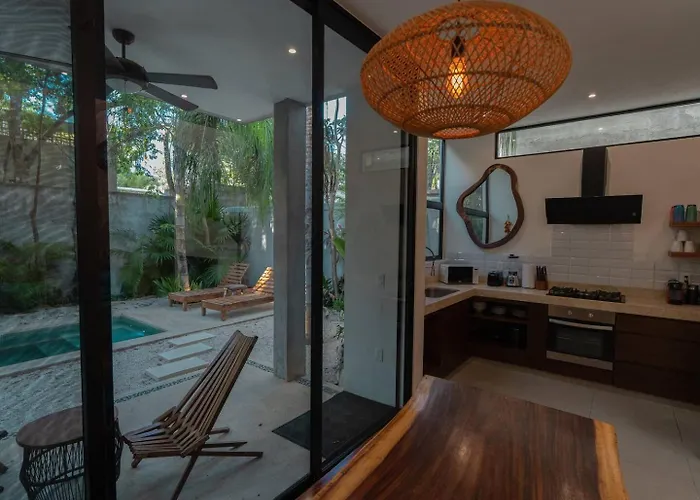 Luxe 3br Private Pool, Gated Community