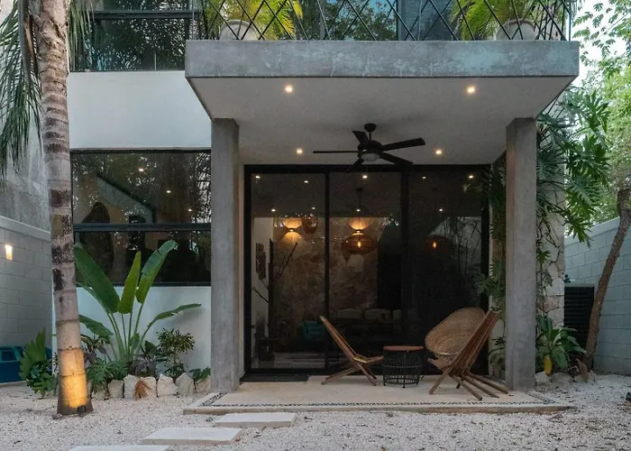 Luxe 3br Private Pool, Gated Community