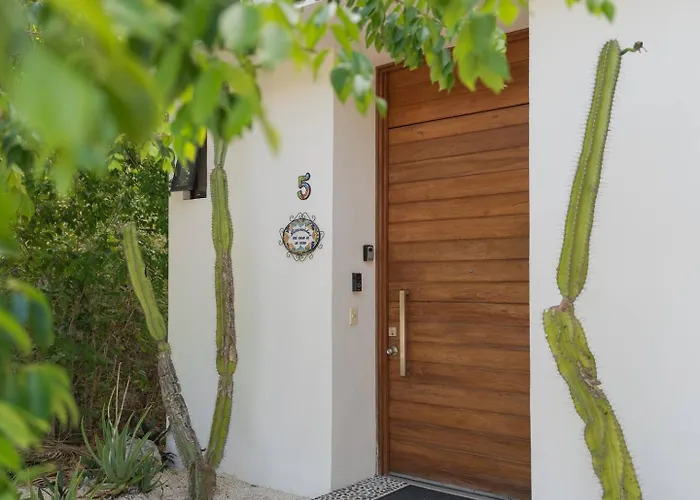 Luxe 3br Private Pool, Gated Community Villa